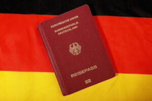 پاسپورت قرمز آلمانی